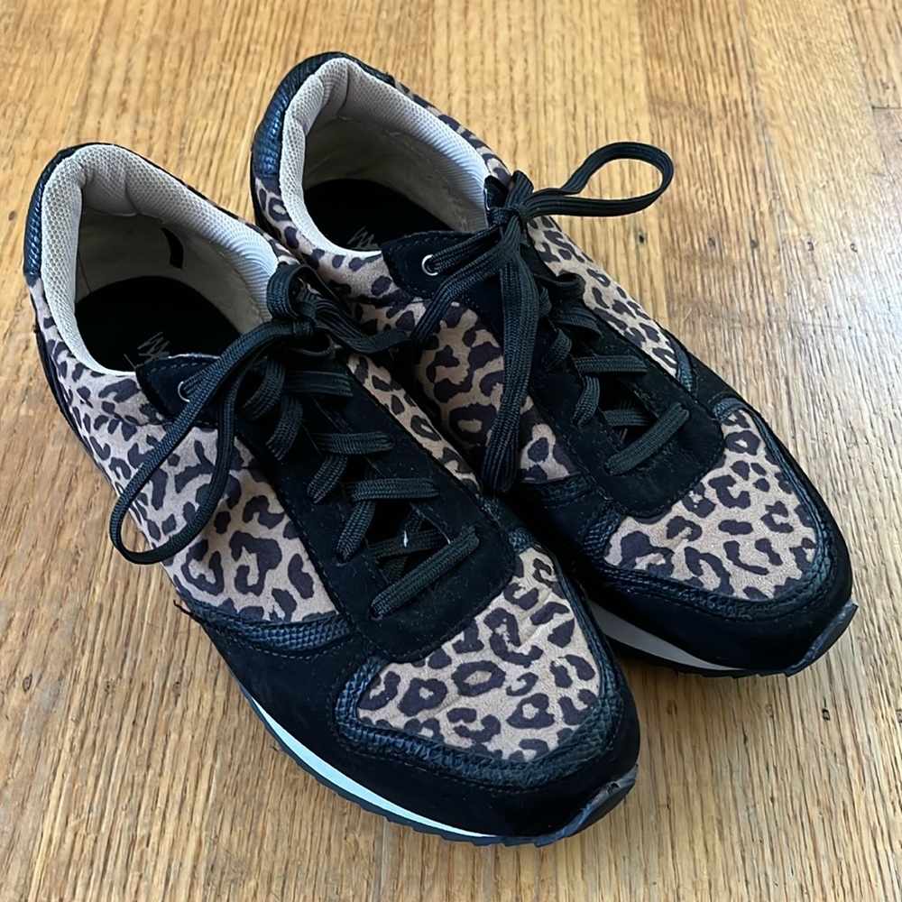 Mossimo Sneakers
